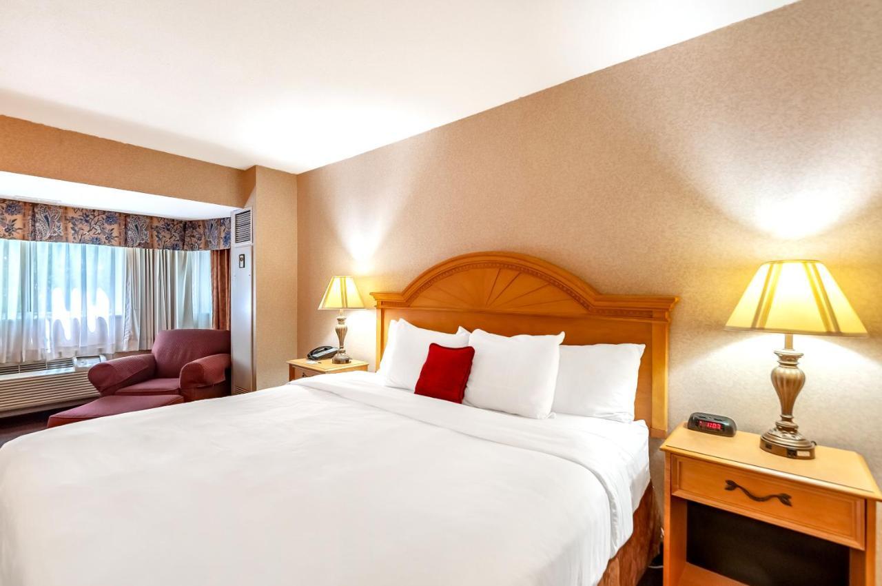 Quality Inn Iwo Jima Arlington Zewnętrze zdjęcie