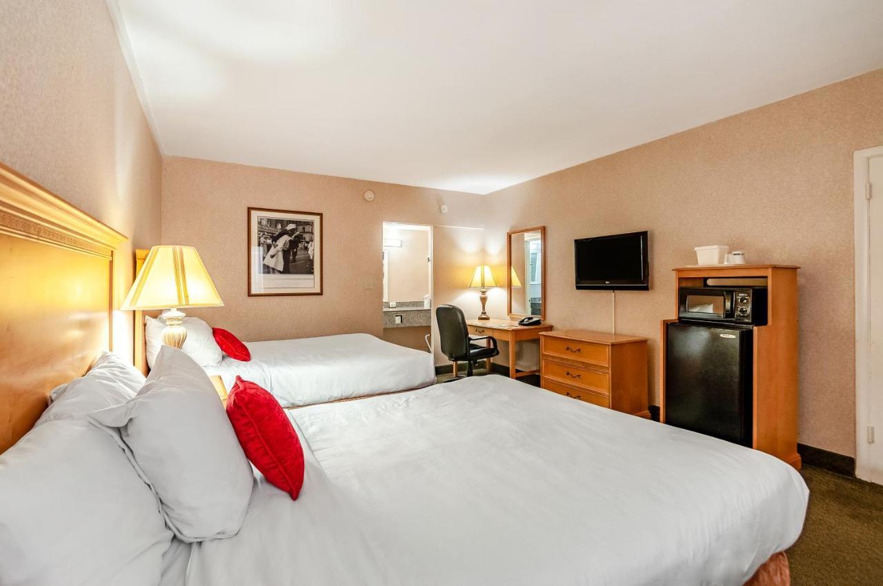 Quality Inn Iwo Jima Arlington Zewnętrze zdjęcie