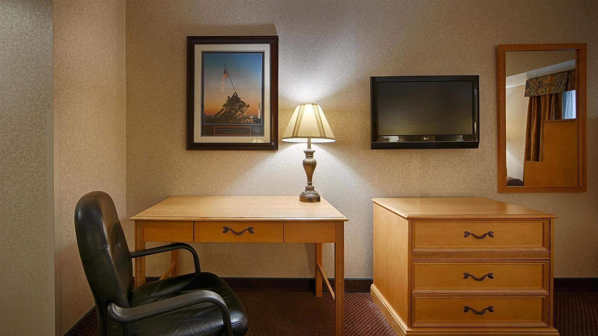 Quality Inn Iwo Jima Arlington Zewnętrze zdjęcie