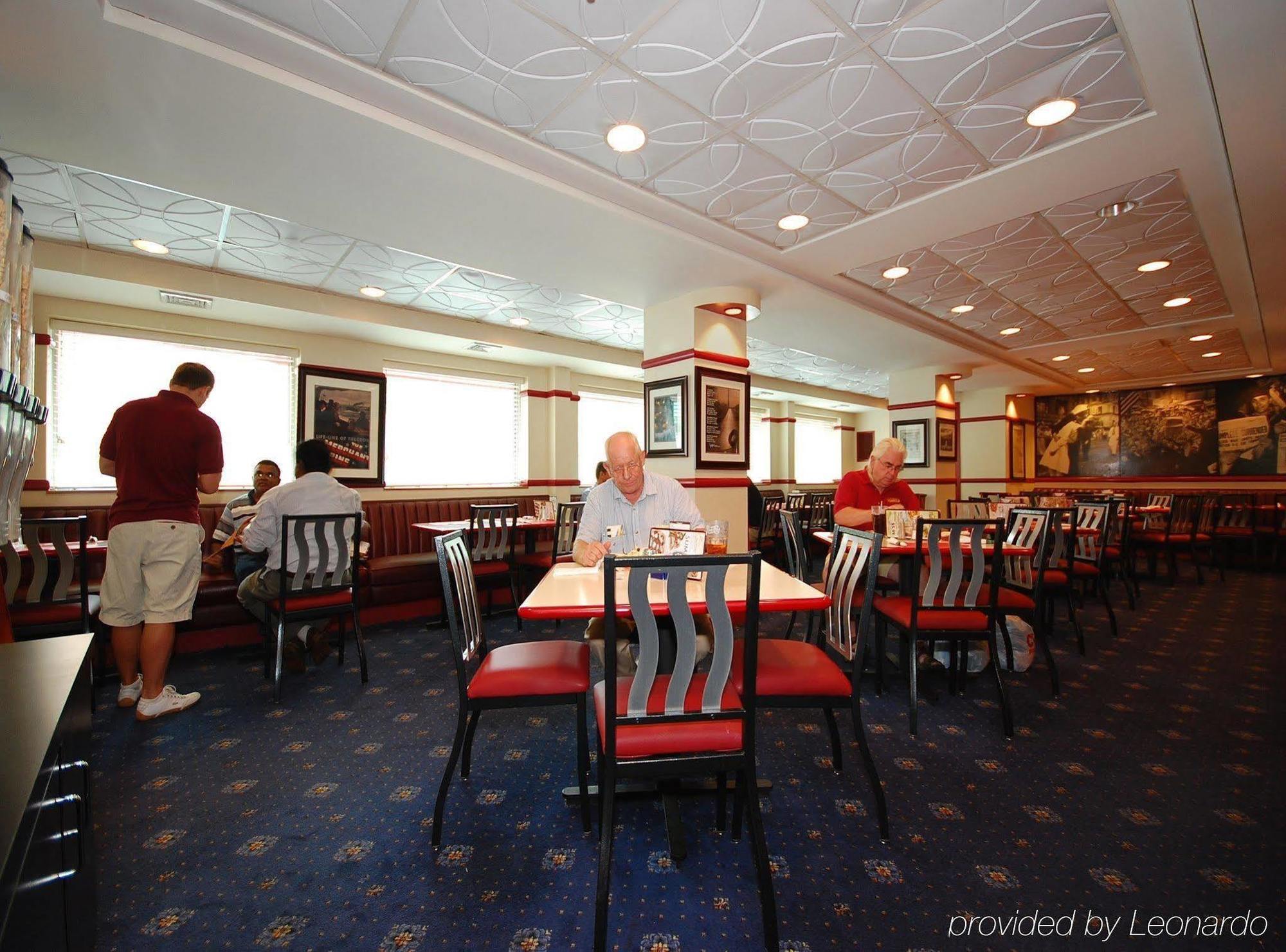 Quality Inn Iwo Jima Arlington Zewnętrze zdjęcie