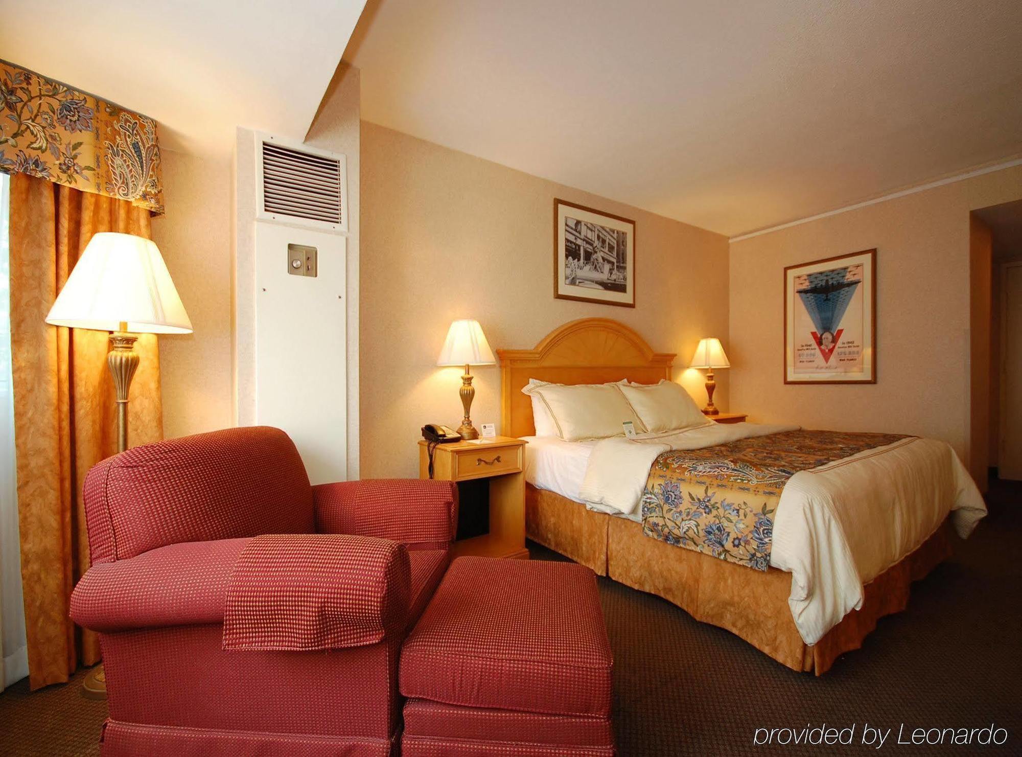 Quality Inn Iwo Jima Arlington Zewnętrze zdjęcie