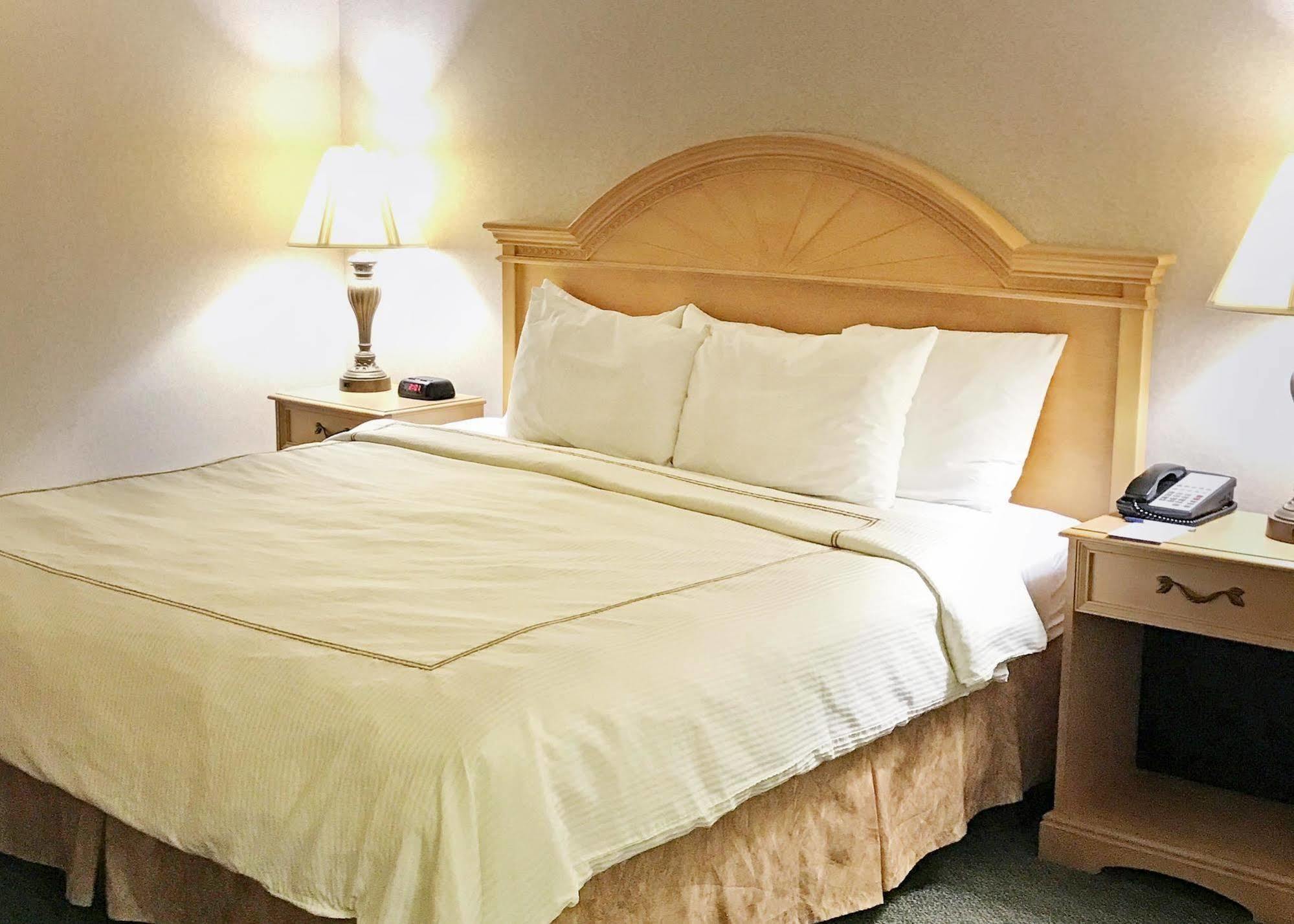 Quality Inn Iwo Jima Arlington Zewnętrze zdjęcie